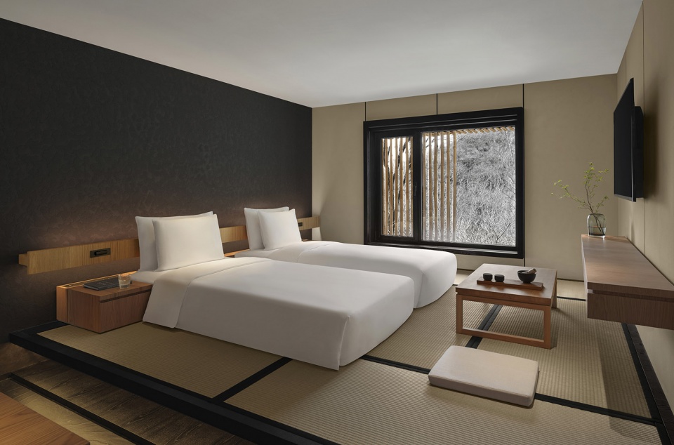 SOHO Commune by the Great Wall AIM