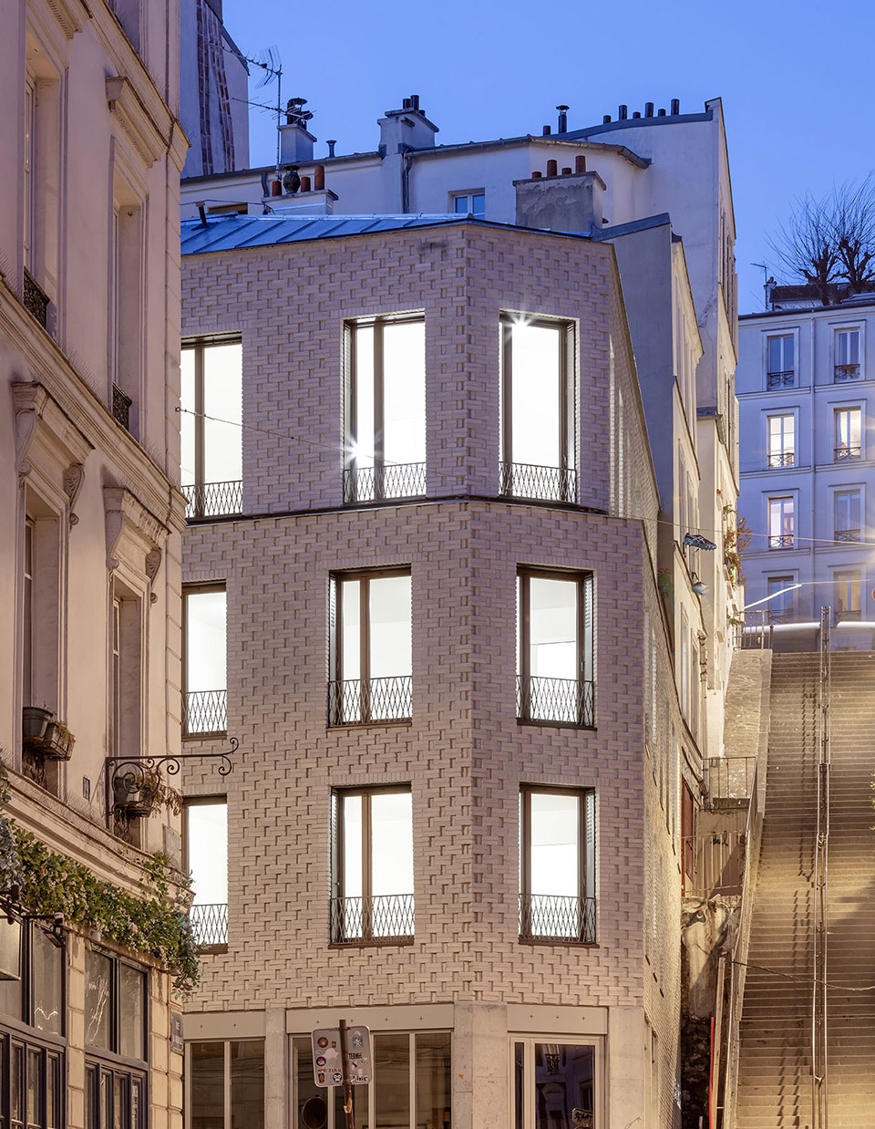 faubourg reinvented paris by mao architectes