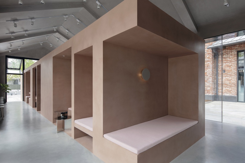 1402 coffee shop in aranya china by b l u e architecture studio