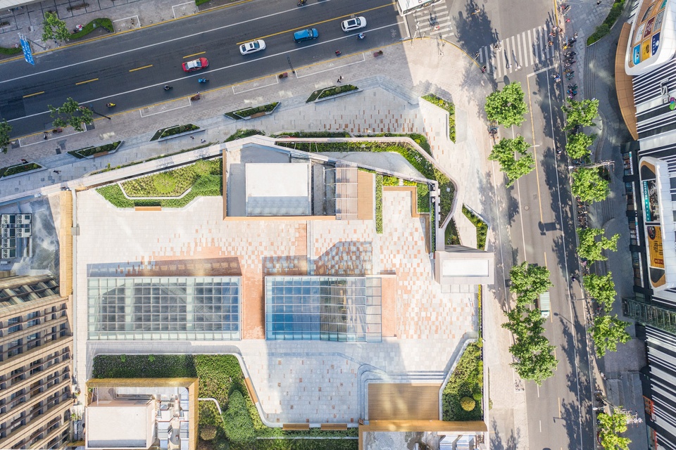 Shanghai Kailong Jiajie Plaza Transformation by AIM