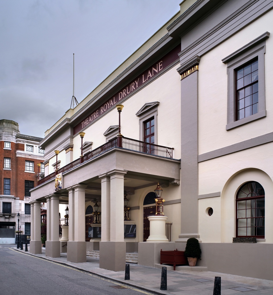 theatre royal drury lane by haworth tompkins
