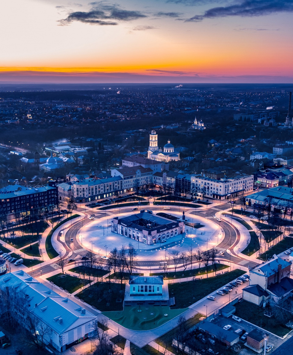 The Renovation of the city center of Serpukhov Lenin square by Mirror Group