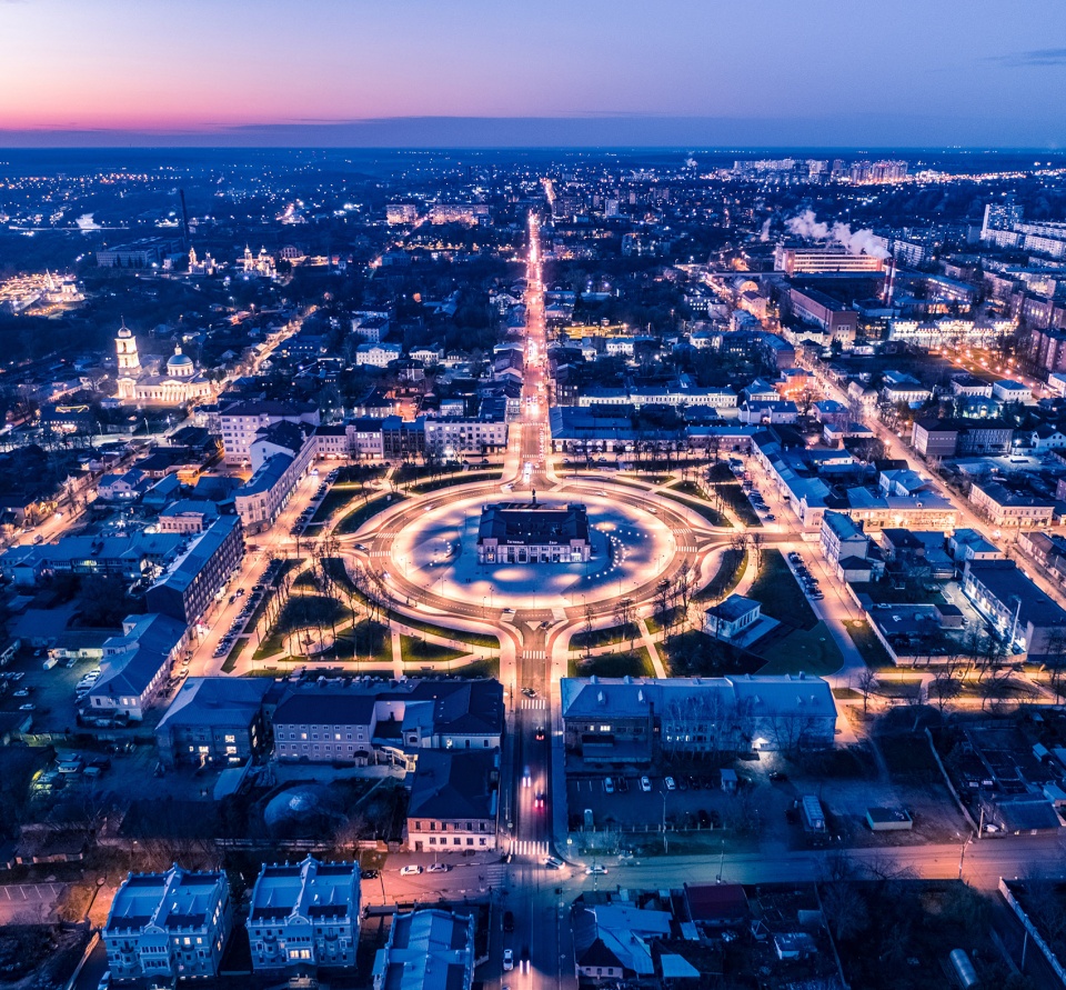 The Renovation of the city center of Serpukhov Lenin square by Mirror Group