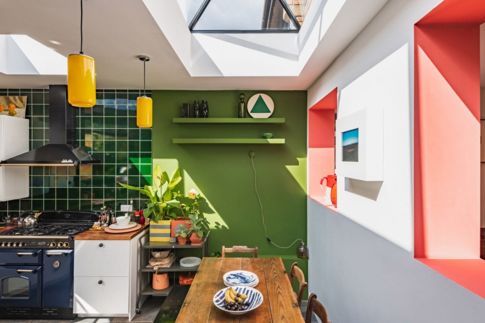 house of fun by dhaus darkroom