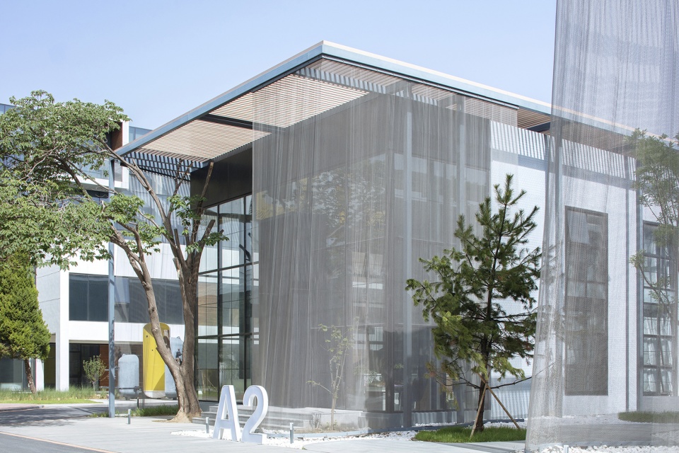 beijing fashion factory courtyard a by antistatics architecture