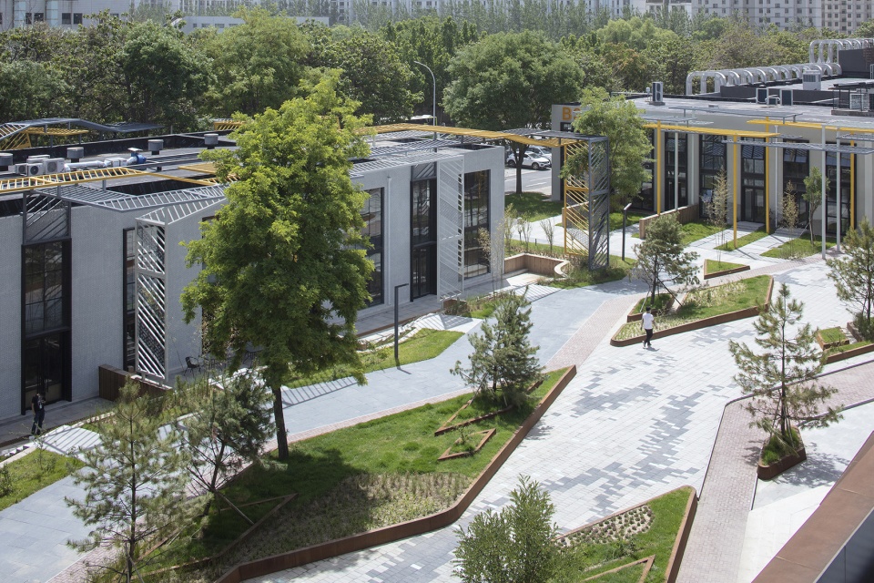 beijing fashion factory courtyard a by antistatics architecture
