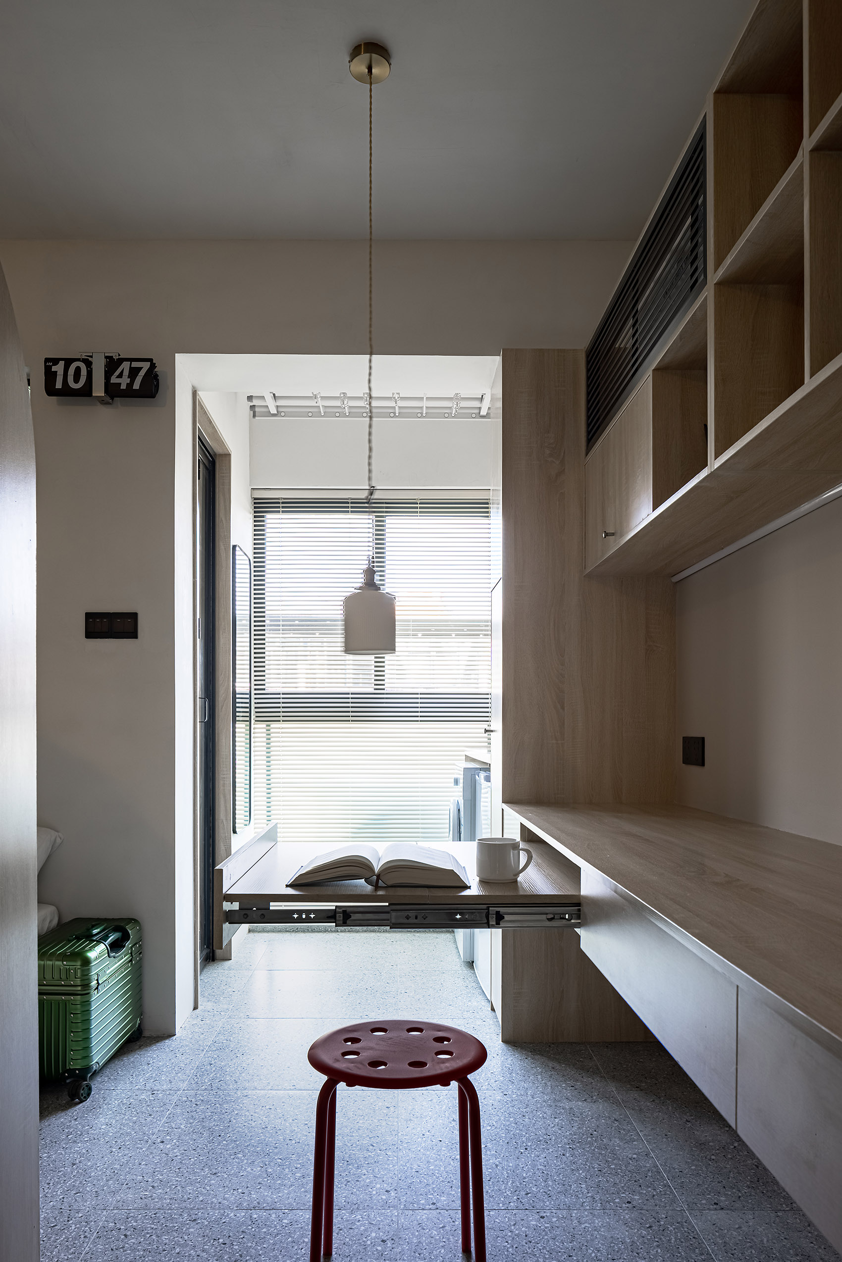 Interior design of a 24 square meters apartment by Wusuo design