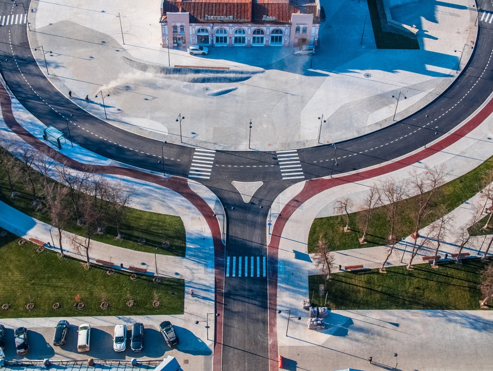 The Renovation of the city center of Serpukhov Lenin square by Mirror Group