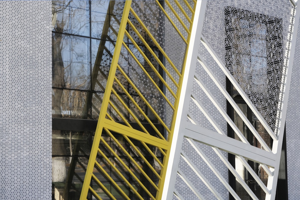 beijing fashion factory courtyard a by antistatics architecture