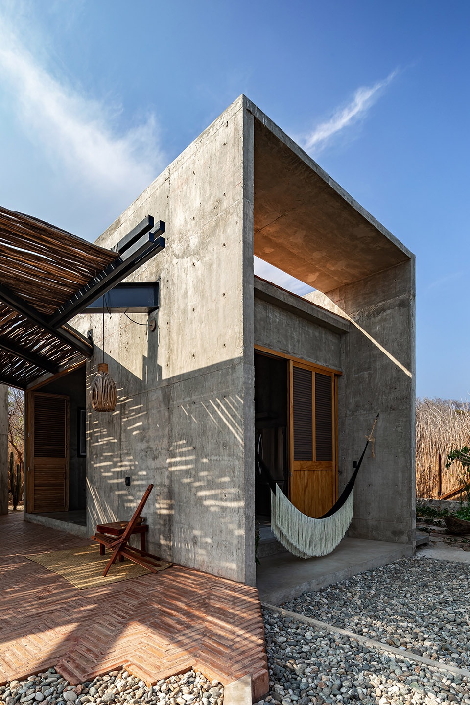 La casa del sapo by Espacio 18 Arquitectura