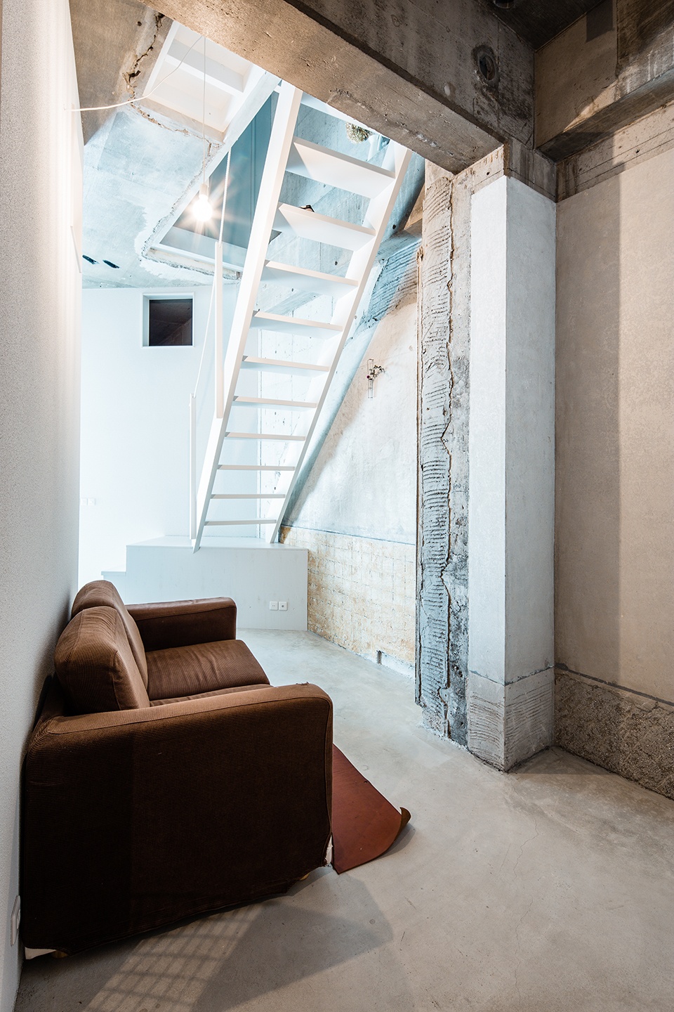 s house renovation by yasuhiro sawa design office