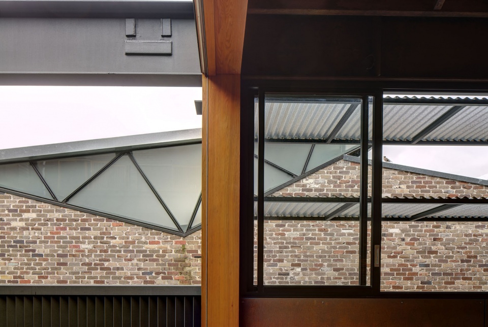 102 the mill by carter williamson architects