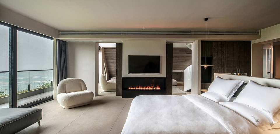 MUNWOOD RESORT China by LEW ASSOCIATES