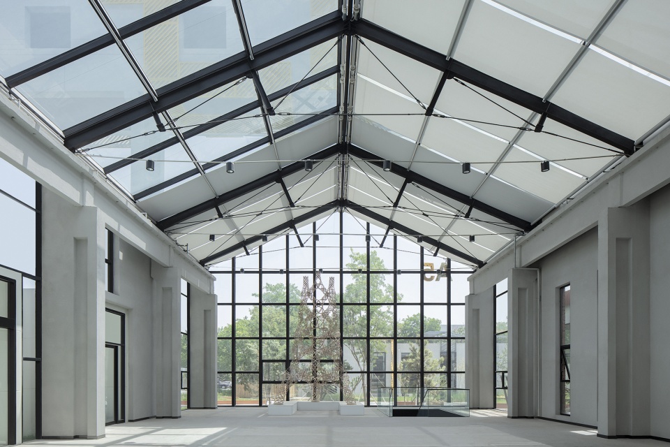 beijing fashion factory courtyard a by antistatics architecture