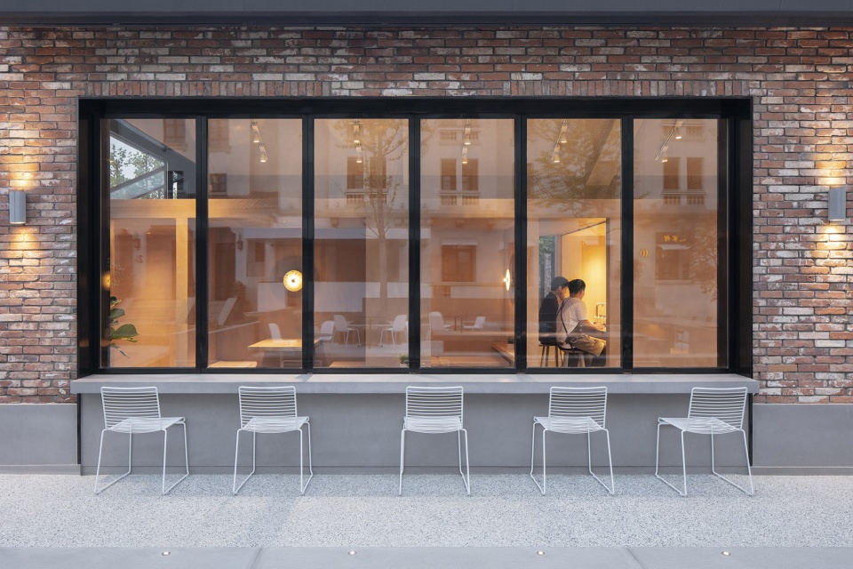 1402 coffee shop in aranya china by b l u e architecture studio