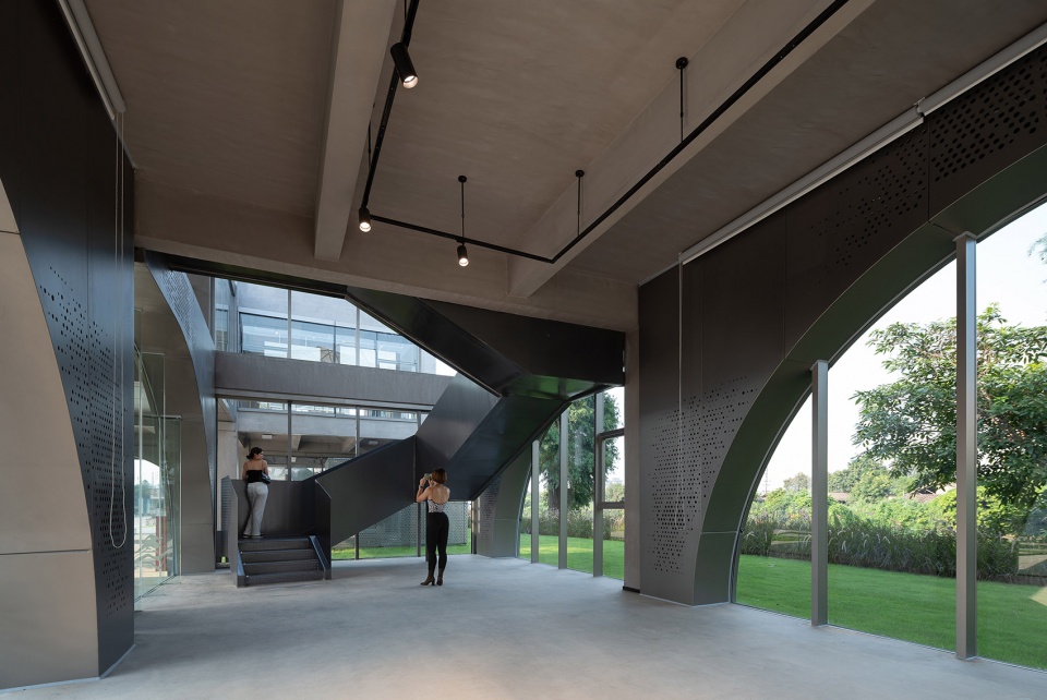 the lattice space oct harbour china by shenzhen multiarch architectural design and consulting co ltd china international engineering desi...