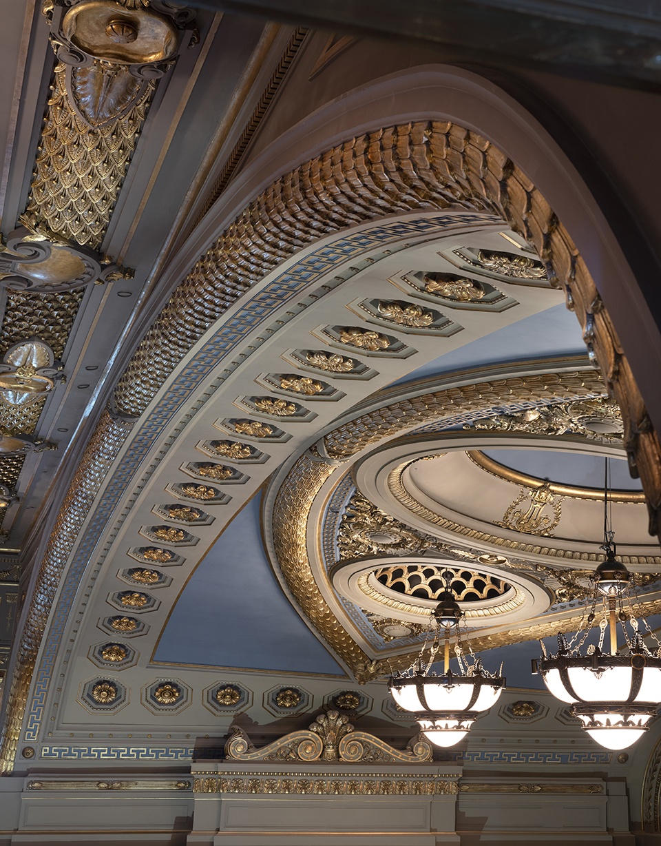 theatre royal drury lane by haworth tompkins