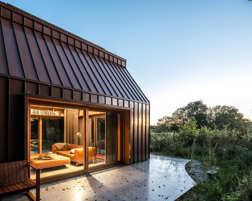 The Author s House by SLETH Architects