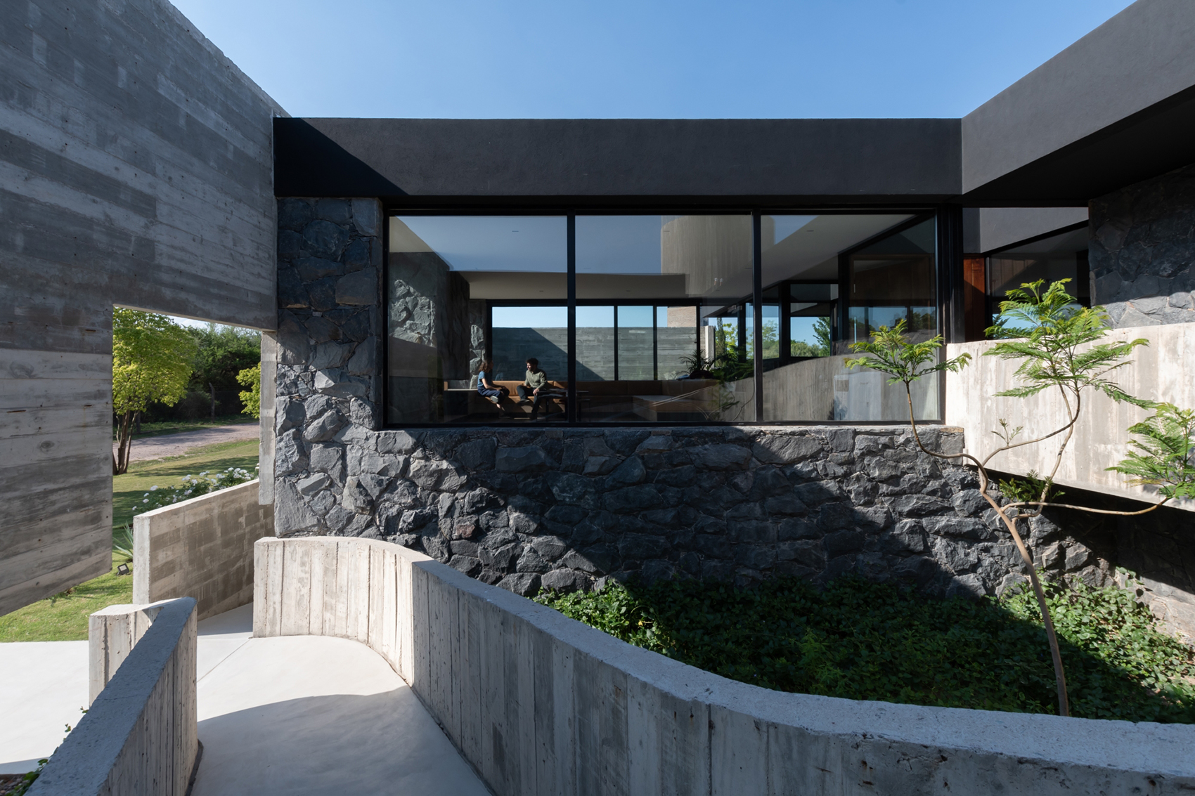 casa mono by patio estudio