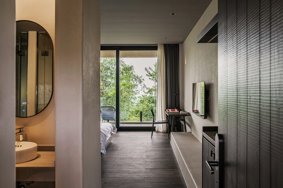 MUNWOOD RESORT China by LEW ASSOCIATES