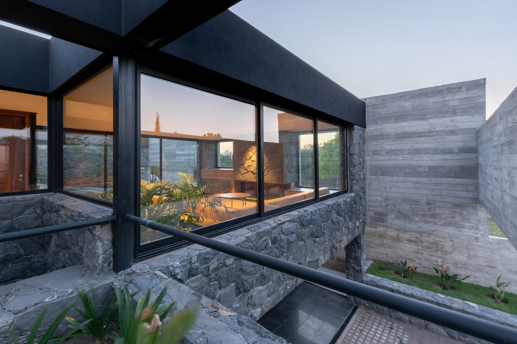 casa mono by patio estudio