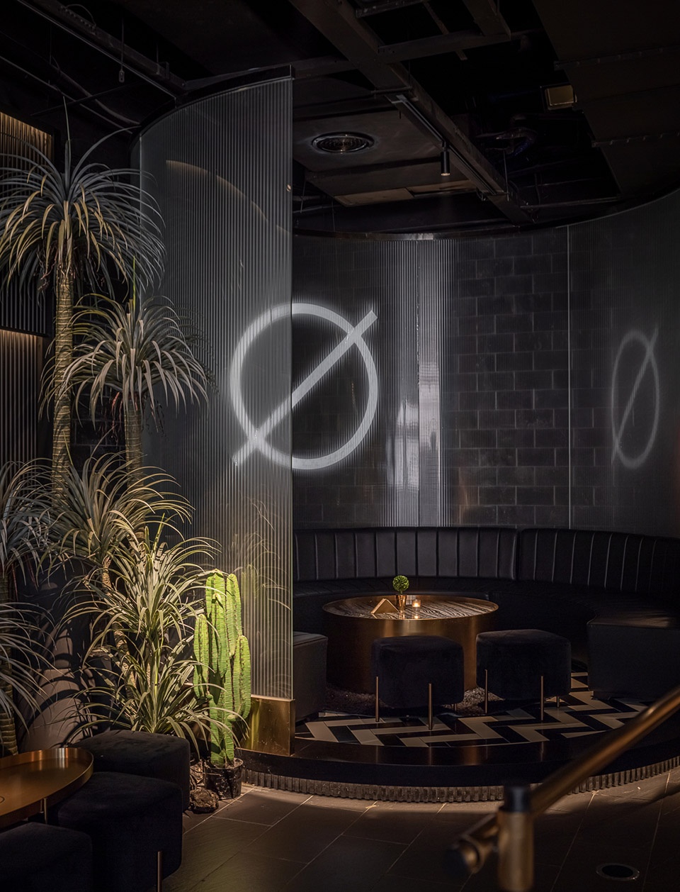 pluto bar china by triostudio 2