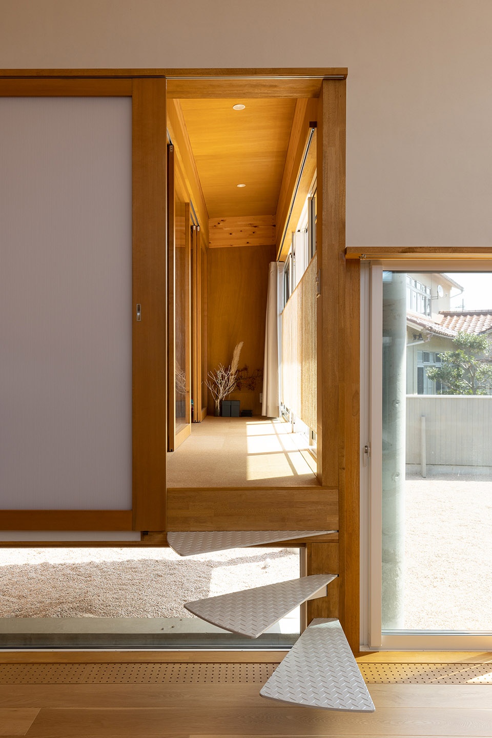 house in takaoka japan by unemori architects