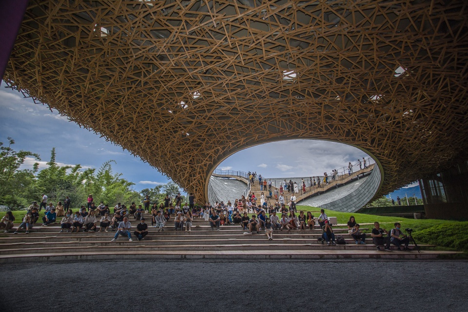 Yangliping Performing Arts Center Studio Zhu Pei