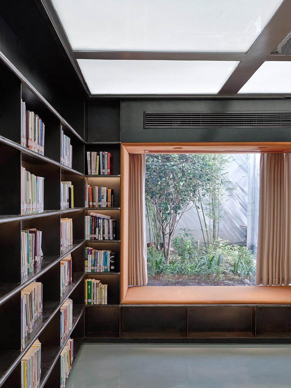 Qixian XiafangQiao City Library Leeko Studio 1