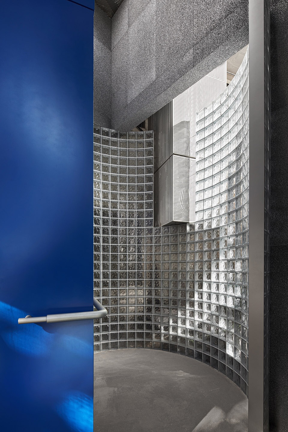ren community art gallery china by zw architectural design studio