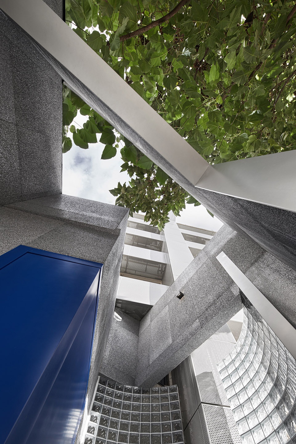 ren community art gallery china by zw architectural design studio