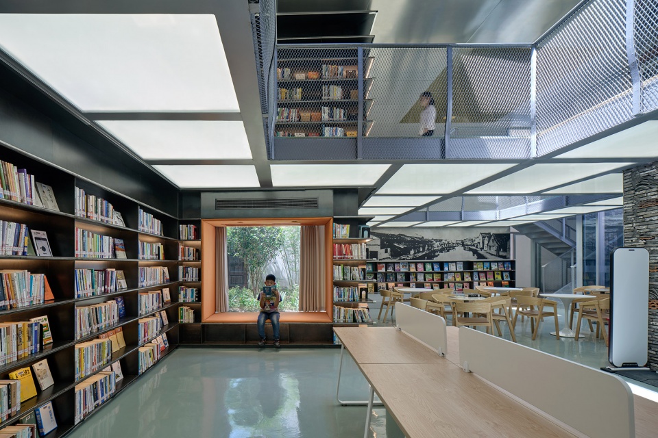 Qixian XiafangQiao City Library Leeko Studio