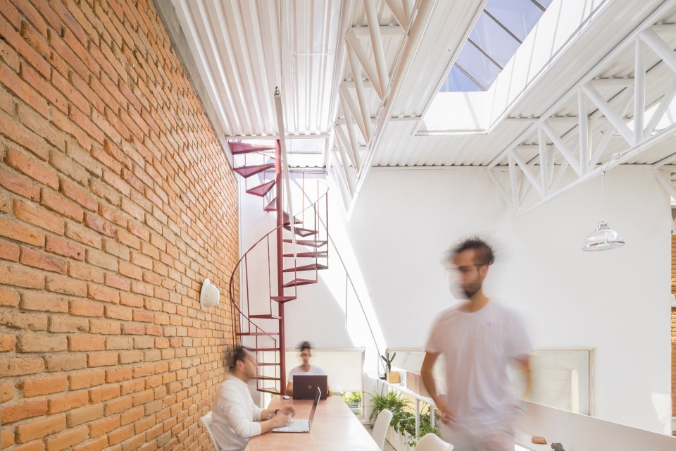 community space karakorum 221 mexico by elipsis arquitectos