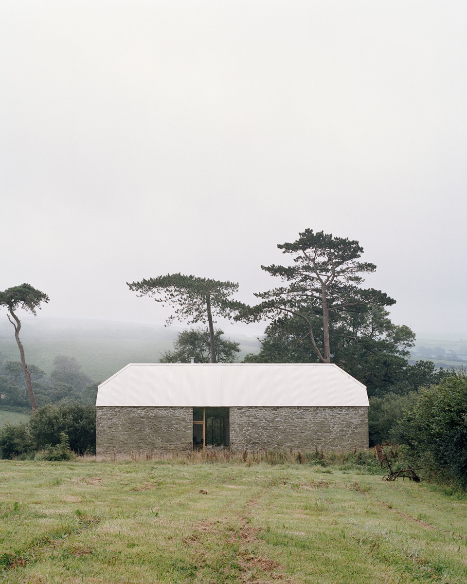 redhill barn devon by type
