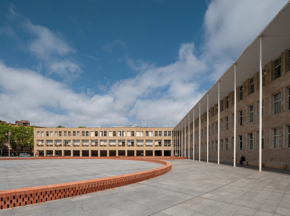1973 2021 ayuntamiento de logrono by lanza atelier
