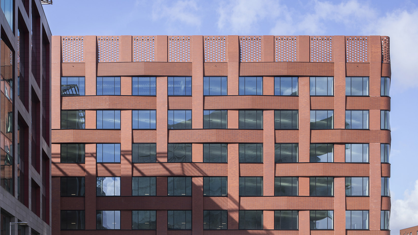 New commercial building for HMRC by Make Architects