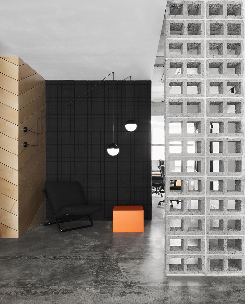 Office AV by Line Design Studio
