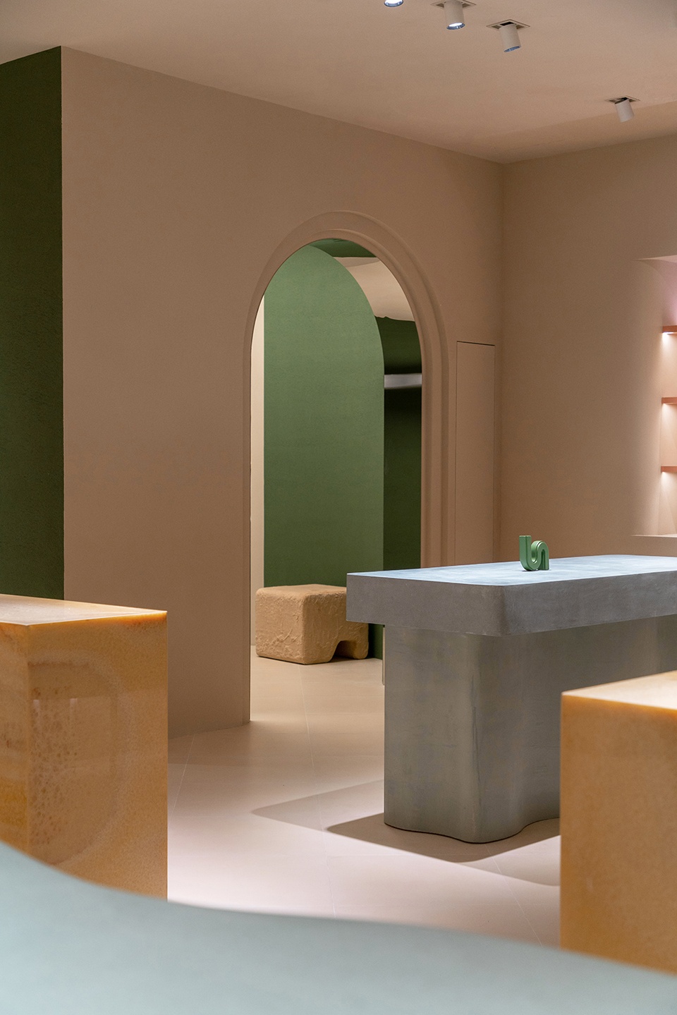 aaddd beauty lifestyle flagship store china by slt