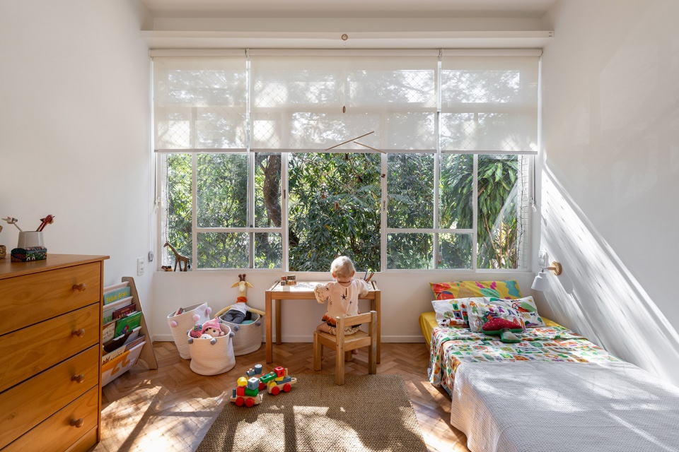 rosa apartment by coda arquitectos