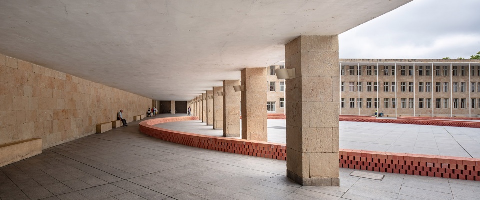 1973 2021 ayuntamiento de logrono by lanza atelier