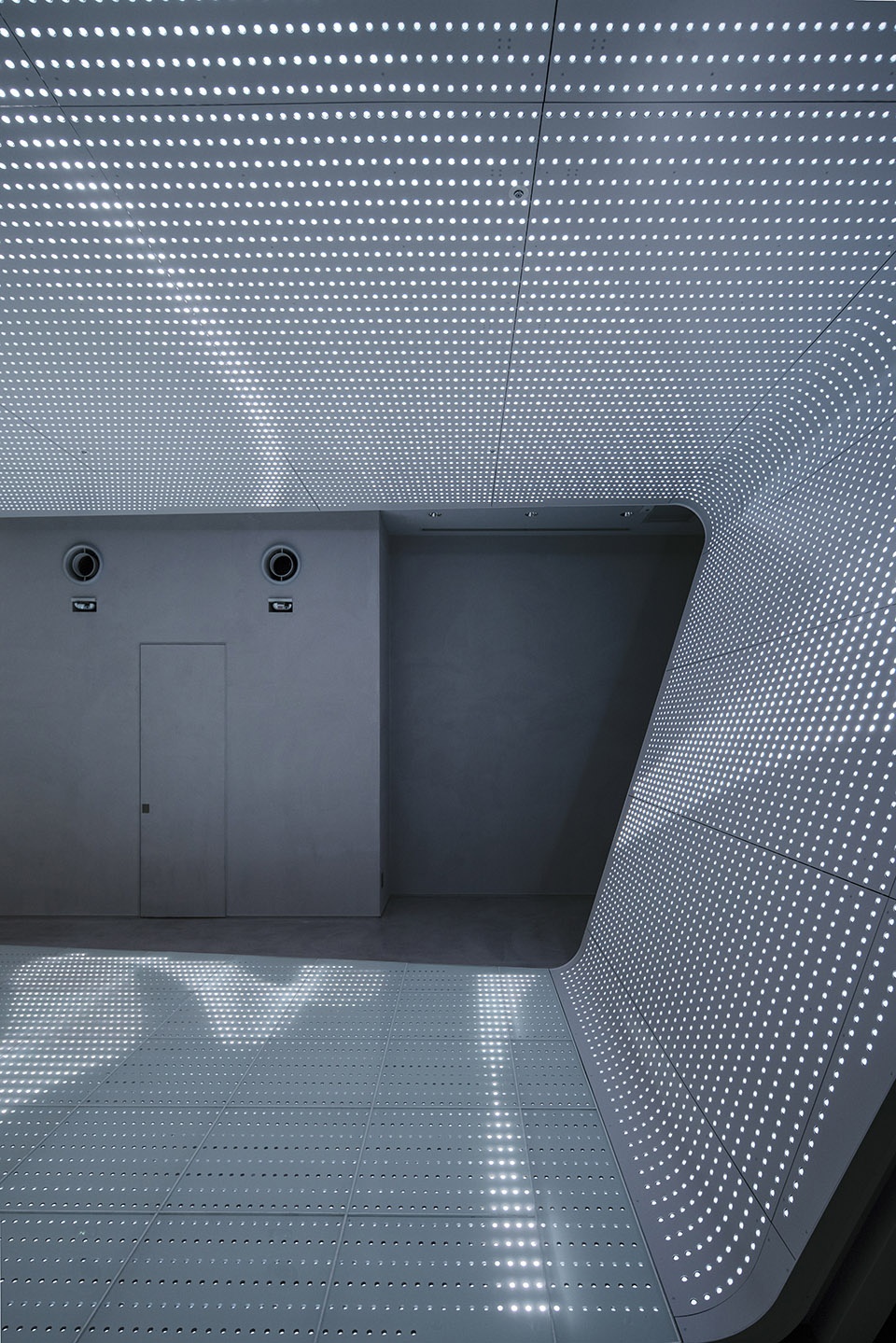 THE FLAGSHIP STORE WITH DOTS by Ryusuke Nanki