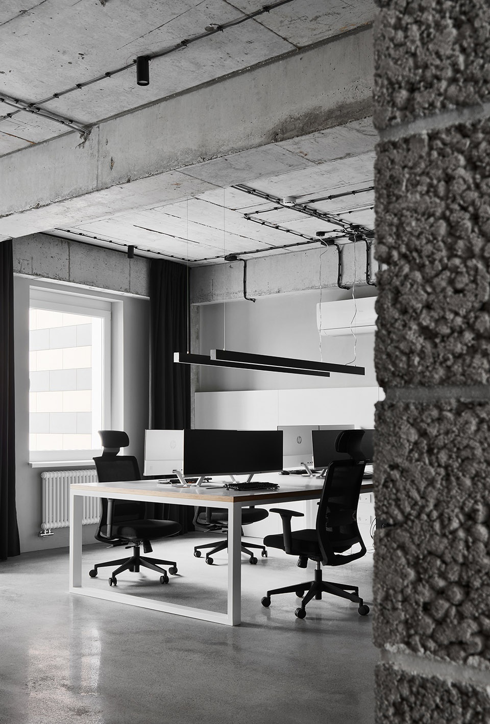 Office AV by Line Design Studio