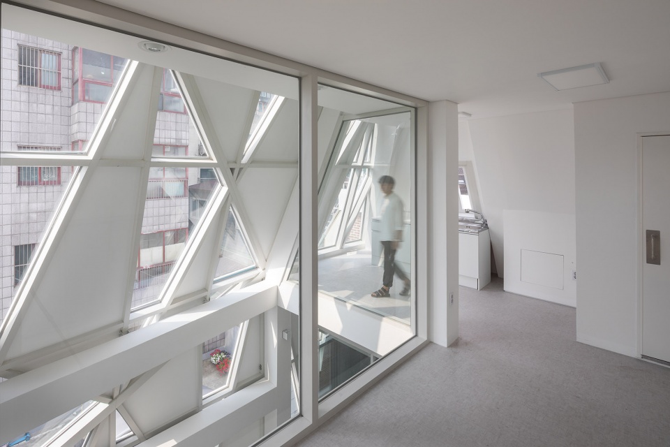 Myeongmok dong Street Stalls by UNSANGDON Architects Cooperation