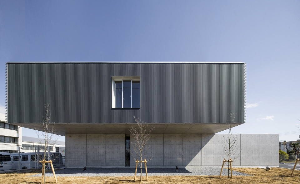 shiseikan by mikami architects