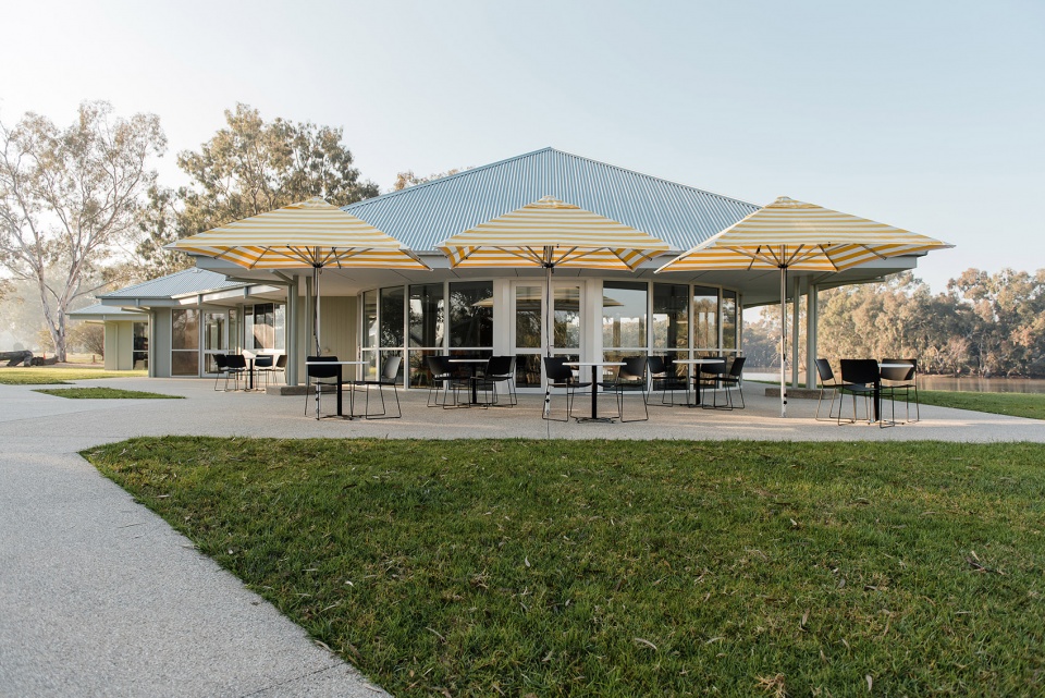 Urana Aquatic Leisure Center by Regional Design Service