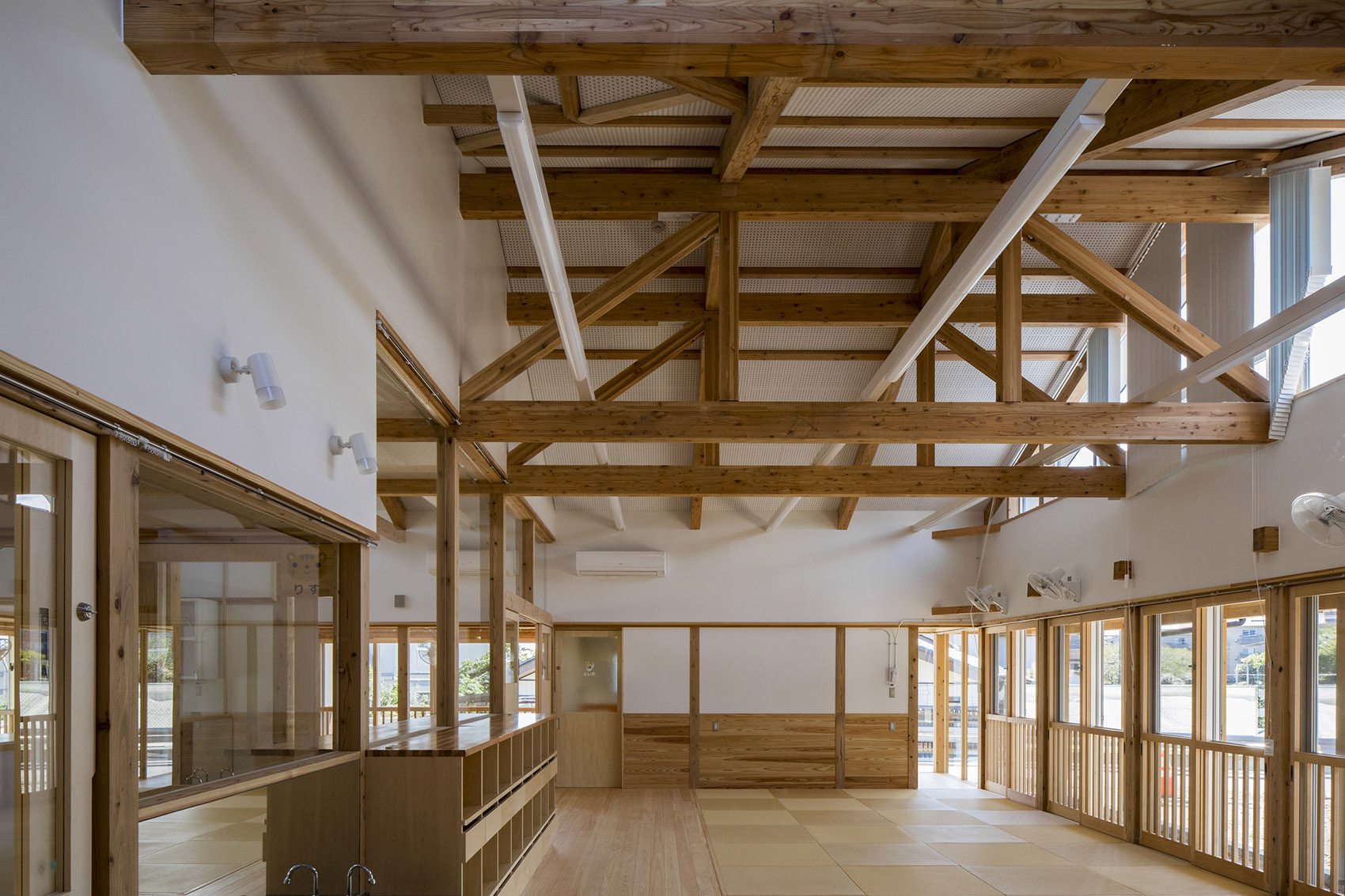 hitachi city hanayama certified child center by mikami architects
