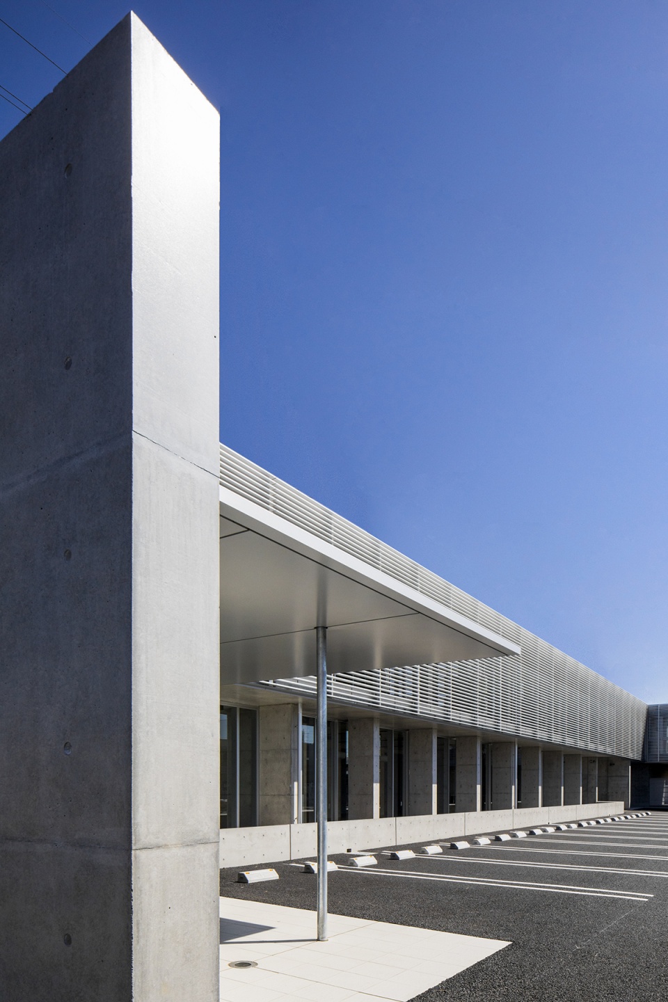 shiseikan by mikami architects
