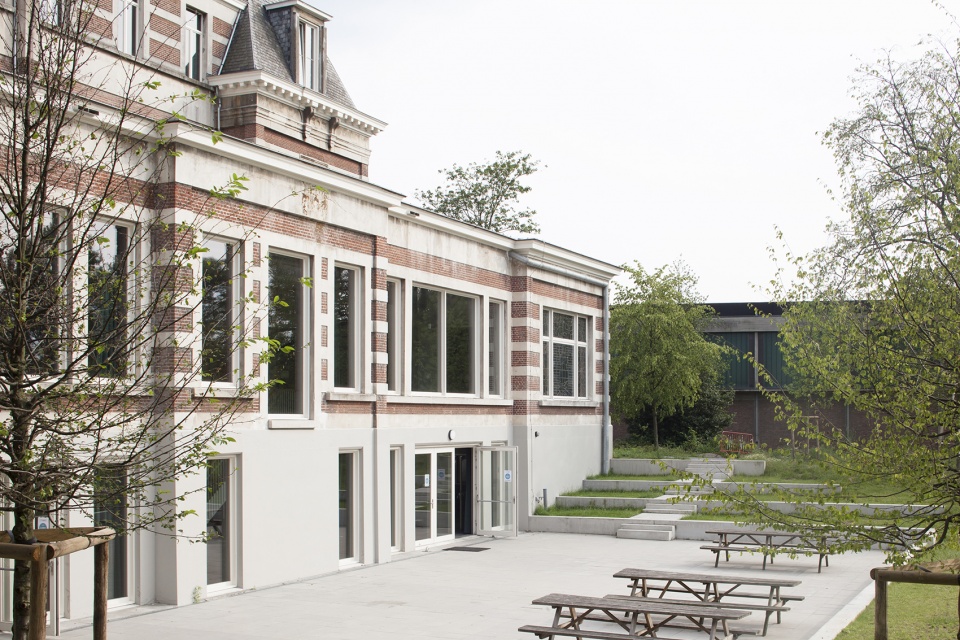 gooood archive university