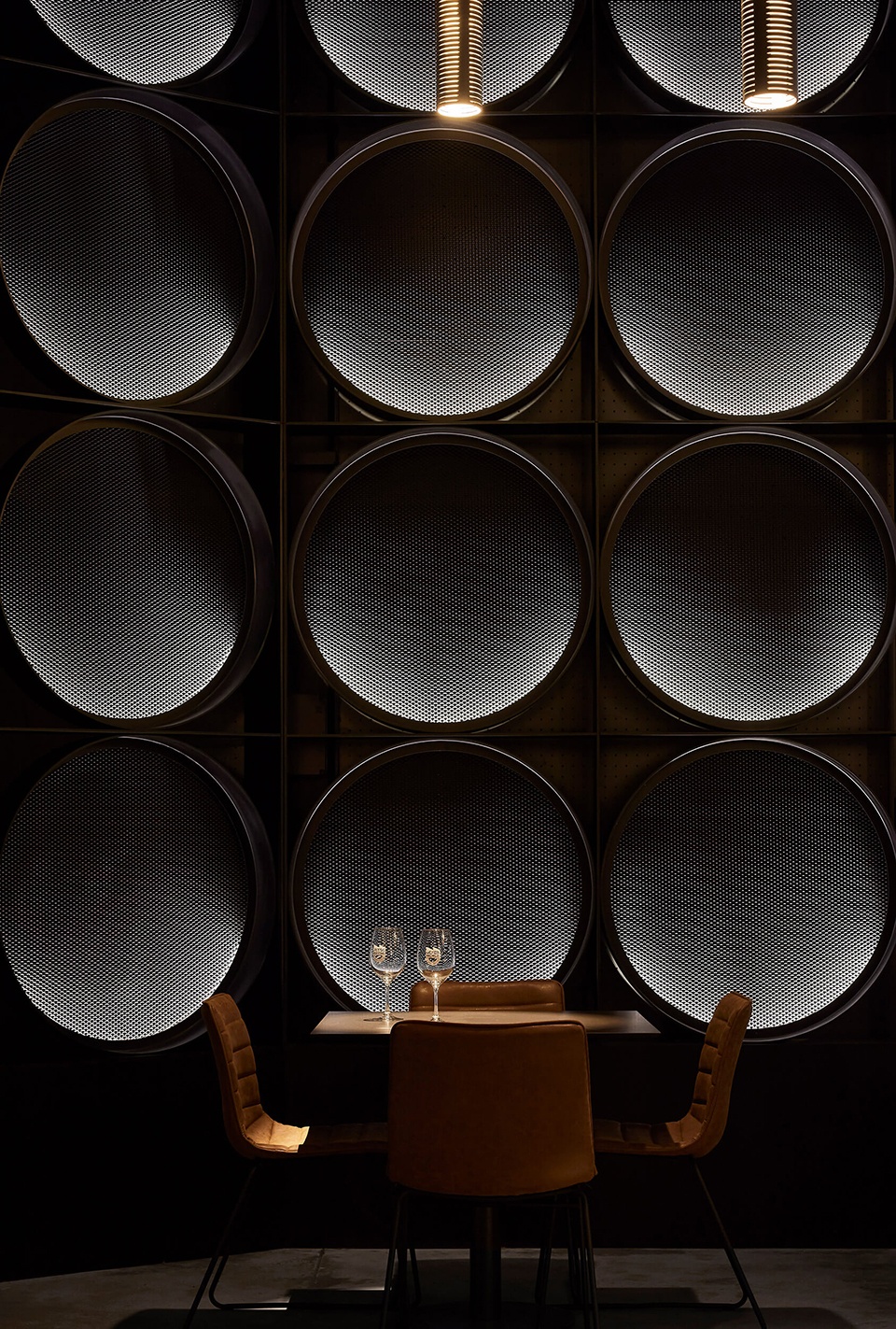 deeds brewing taproom by splinter society architecture