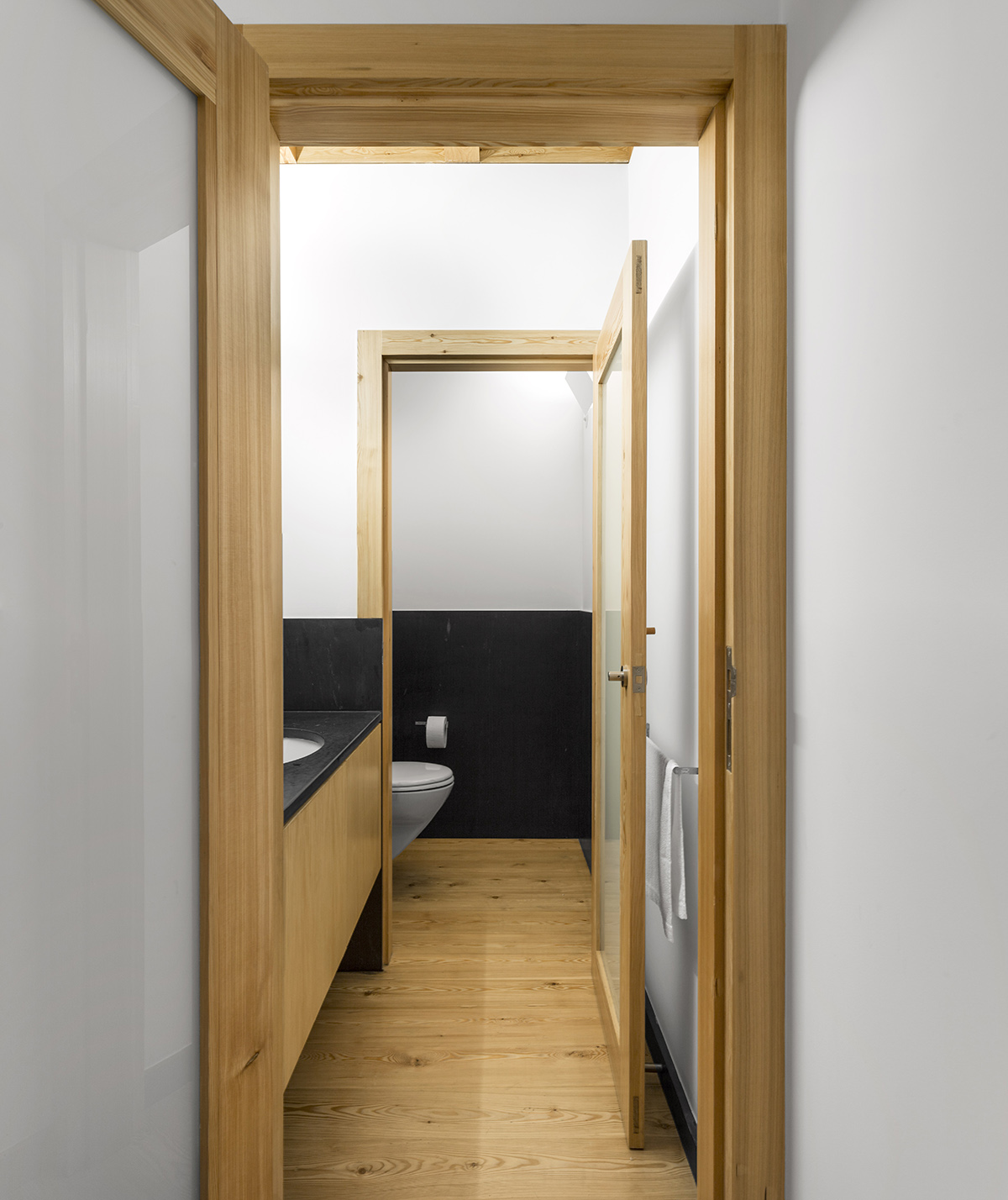 refurbishment of cabido facilities by carlos castanheira clara bastai